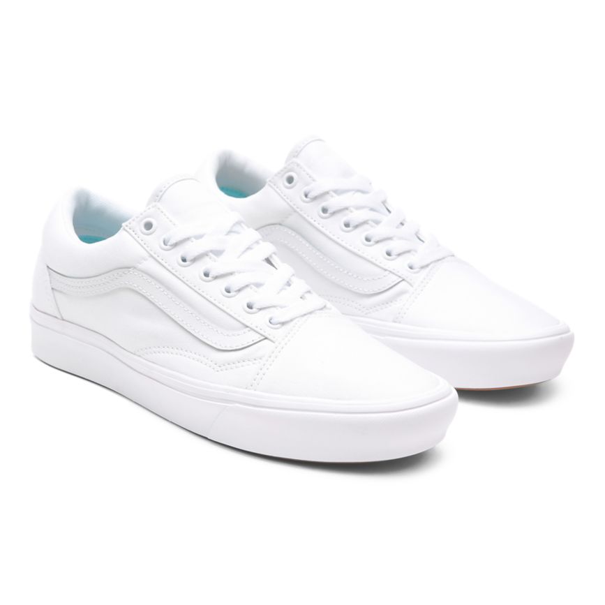 CLASSICS Vans Classic ComfyCush Old Skool Hombre Blancas | VN209K9ZL95