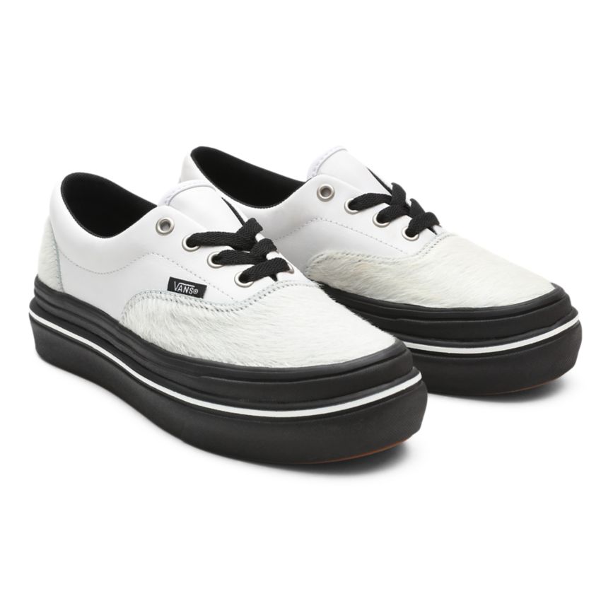 CLASSICS Vans Fury Super ComfyCush Era Mujer Blancas | VN599G2NR37